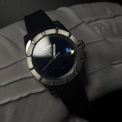 Collection Pure A★Star — cadran étoilé bleu nuit, boîtier Constellation silver, bracelet caoutchouc noir
