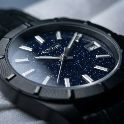 A★Star Moderne PVD Noir — gros plan cadran étoilé