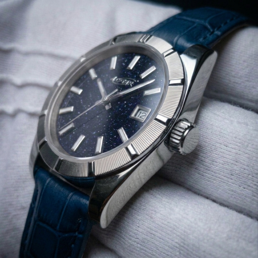 A★Star Moderne Silver · Cuir Bleu — profil boîtier et couronne